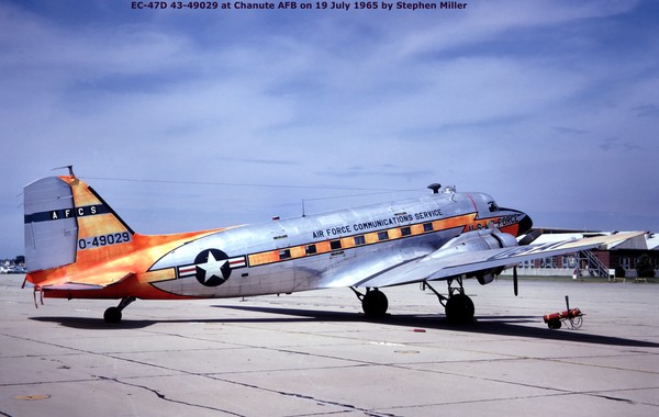 USAF Douglas EC-47D Skytrain 43-49029