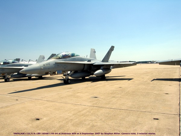 USMC Boeing F/A-18D  Hornet 165687