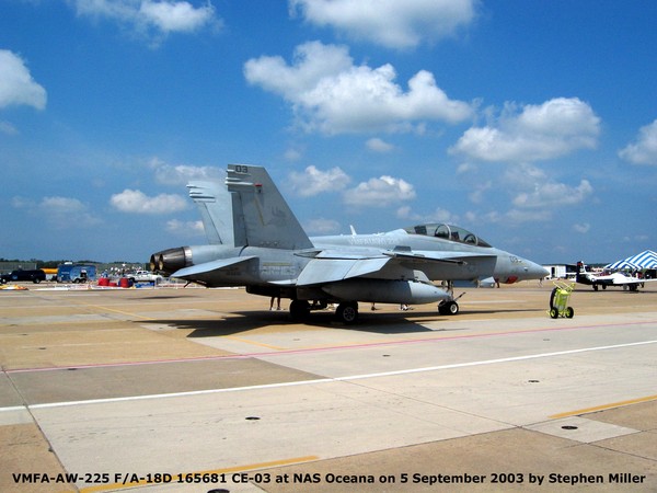 USMC Boeing F/A-18D  Hornet 165681