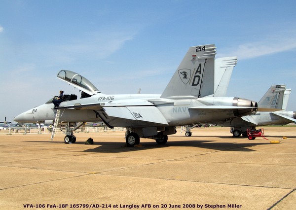 USN Boeing F/A-18F Super Hornet 165799