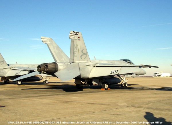 USN Boeing F/A-18E Super Hornet 165906