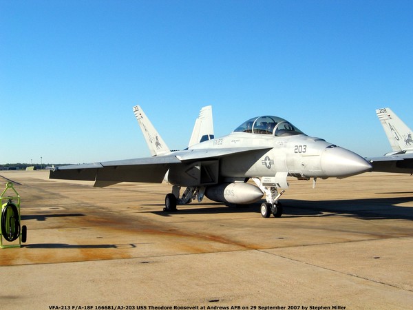USN Boeing F/A-18F Super Hornet 166681