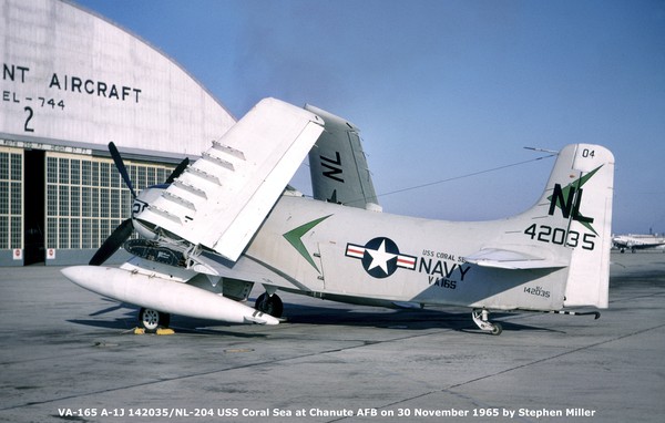 USN Douglas A-1HJ Skyraider 142035