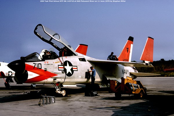 USN Vought NTF-8A Crusader 143710
