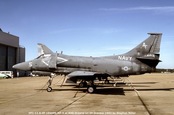 USN McDonnell-Douglas A-4F Skyhawk 155009