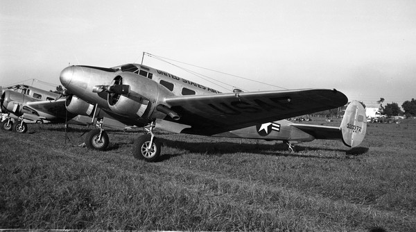 USAF Beechcraft AT-7 Vega 5B 5645