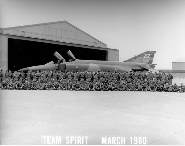 USAF McDonnell Douglas RF-4C  68-574