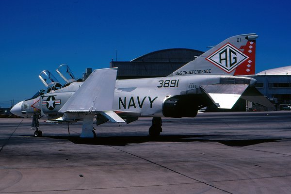 USN McDonnell F-4J Phantom II 153891