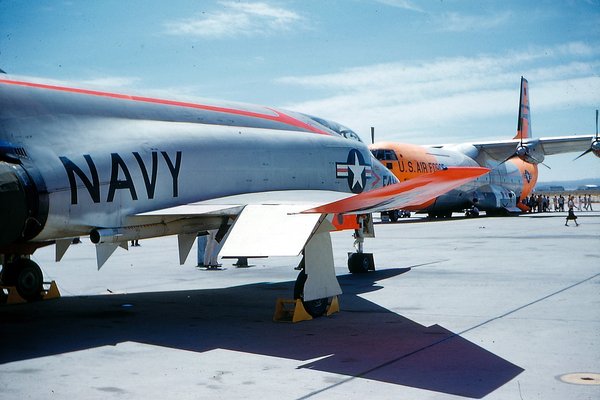USN McDonnell F4H-1 Phantom II 142259