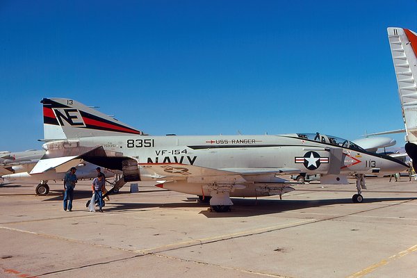 USN McDonnell F-4J Phantom II 158351