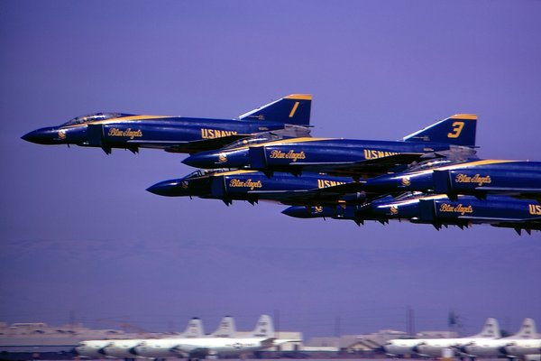 USN McDonnell F-4J Phantom II 