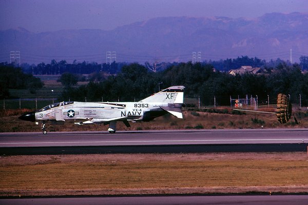 USN McDonnell F-4J Phantom II 158353